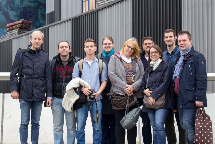 gruppenbild-aussen