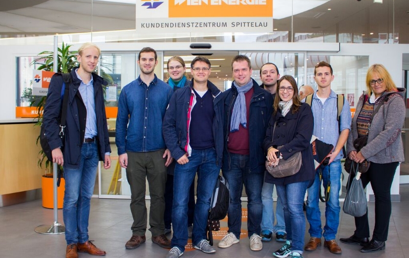 gruppenbild-innen-2